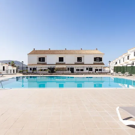 Vv Halcones With Pool Holiday home